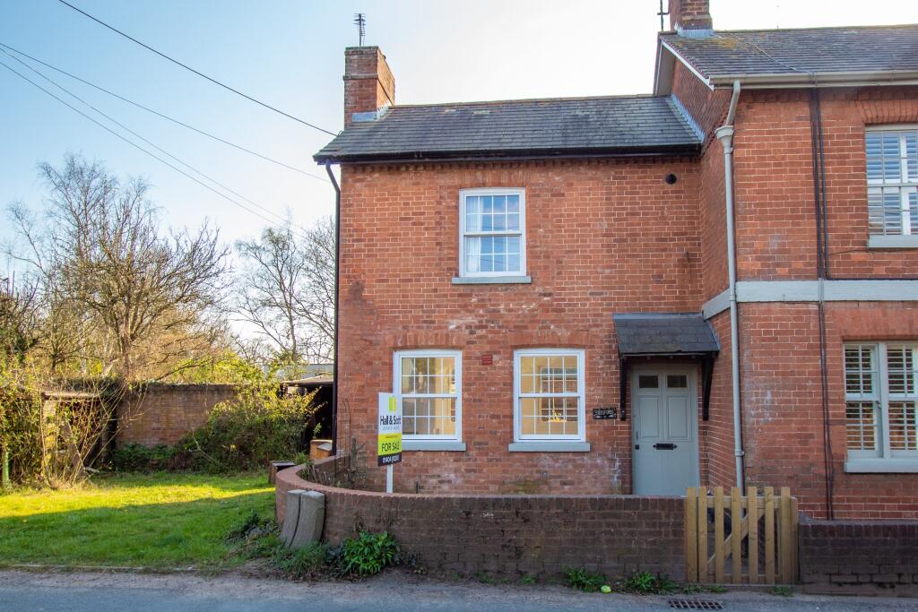 Main image of property: Broadway, Woodbury