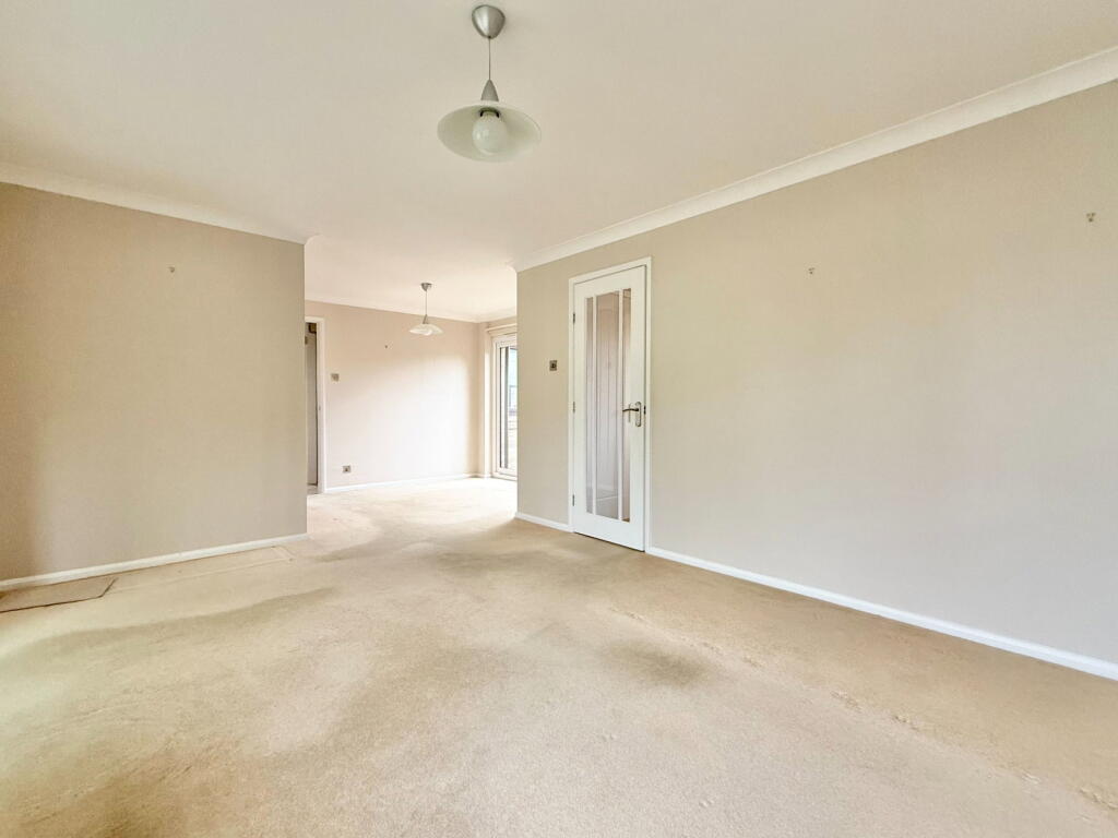 Wetherby ~ Kings Meadow Drive, LS22 photo 4