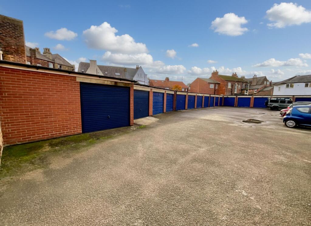 Glayton Court, Scarborough, YO12 - View 4