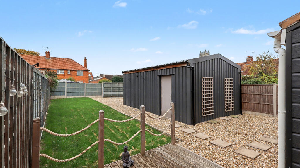 Additional image 15 of The Close, Glastonbury