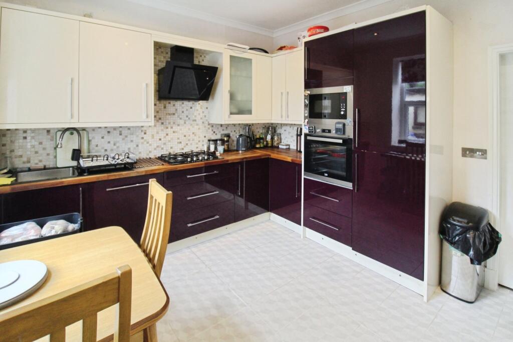 House in Pendle, White Walls, Colne - View 3