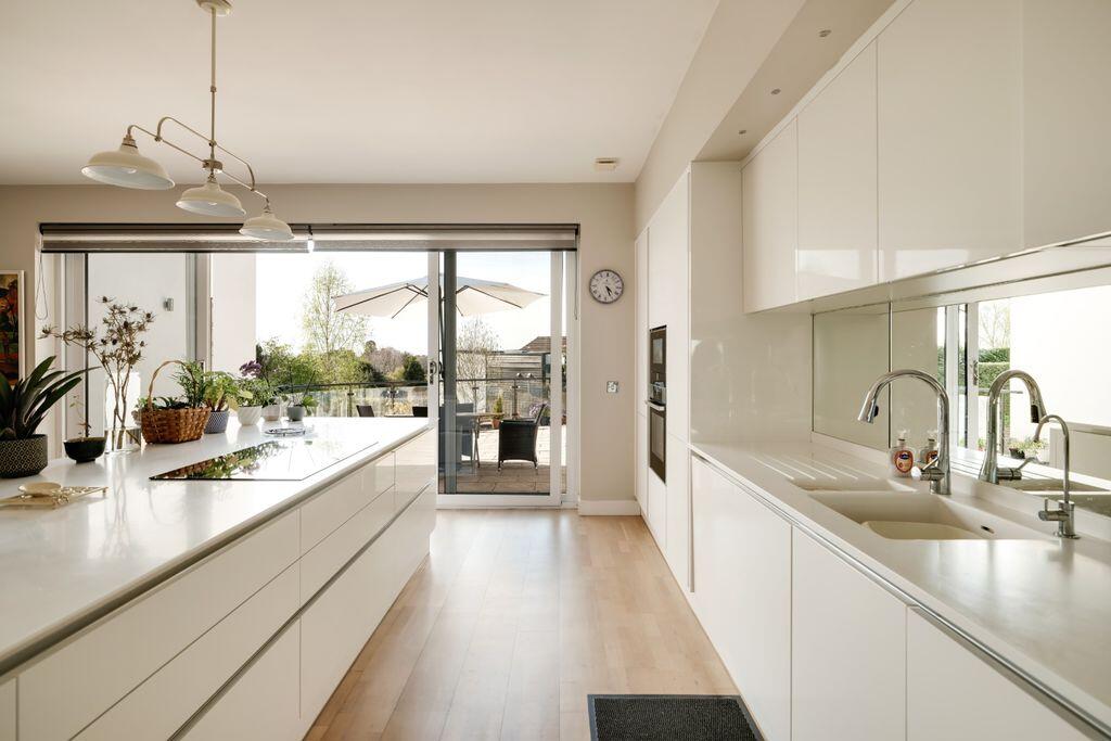 House in Bristol, Stoke Bishop - More