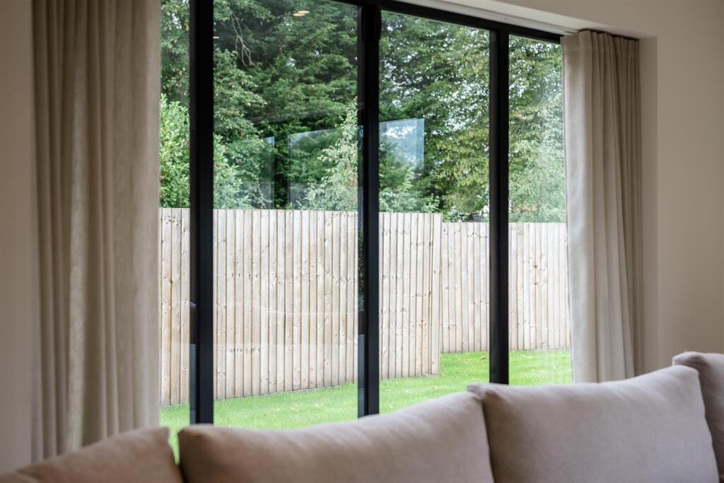 House in Wilmslow, Pownall Park - View 5