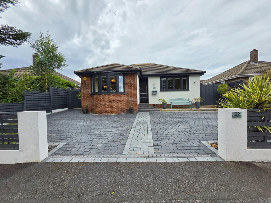 Main image of property: Edgehill Road, Staincross, Barnsley, S75 6NL