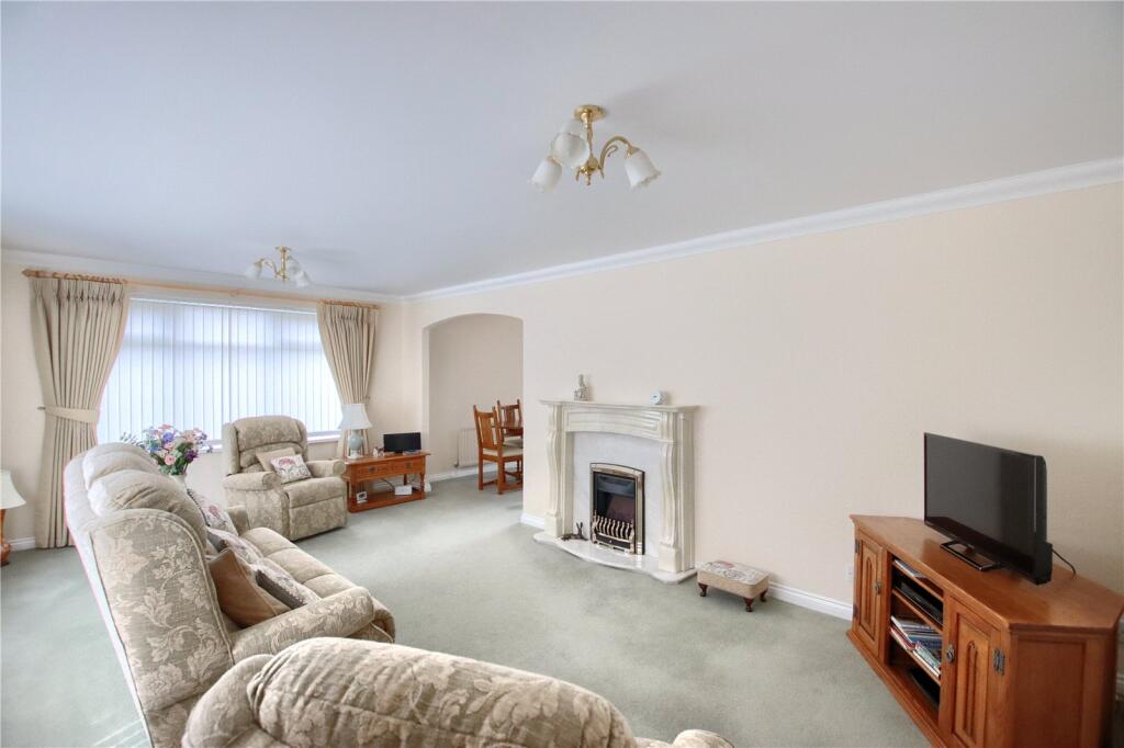 House in Egglescliffe, Stockton-on-Tees - View 4