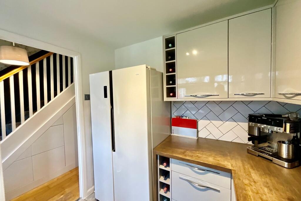 Edinburgh Drive, North Anston, Sheffield, Rotherham, S25 4HD - View 5