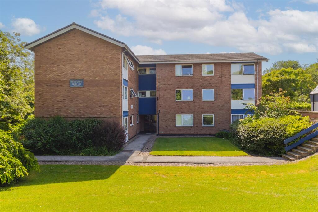 Main image of property: Willow Gardens, Southam