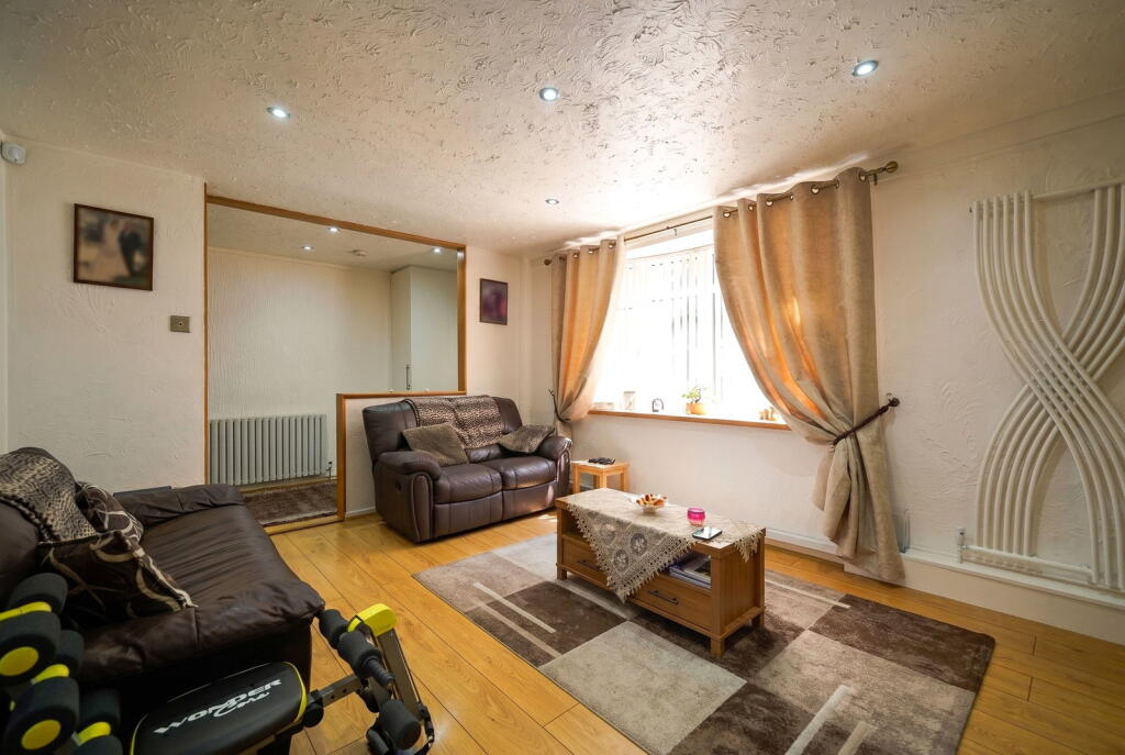 House in Solihull, Elmdon Heath - View 4