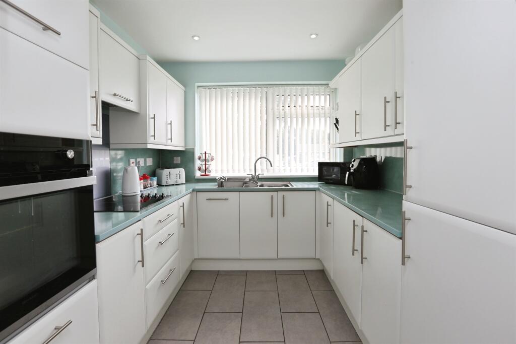 House in Portsmouth - View 3