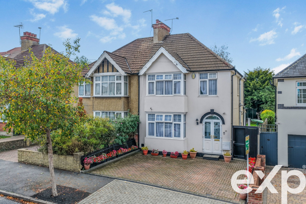 House in Enfield - View 5