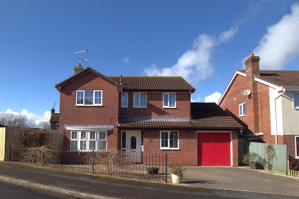 Main image of property: Saddleback Road, Shaw, Swindon