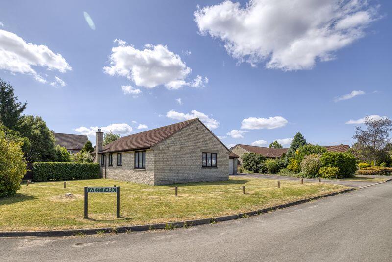 Additional image 5 of Butleigh, spacious and light accommodation in quiet cul-de-sac 