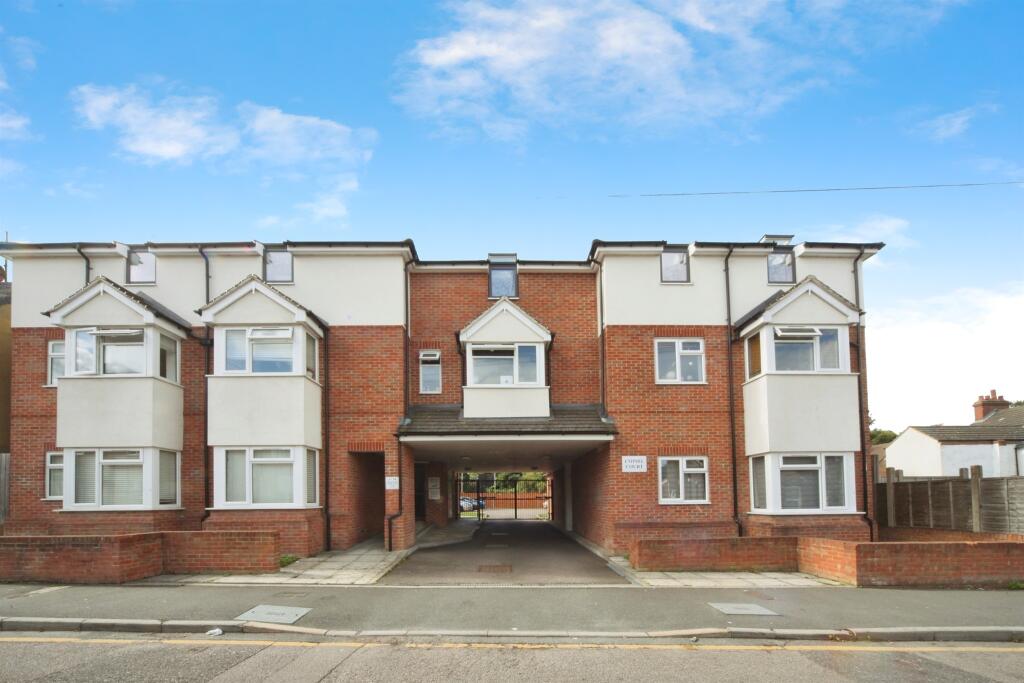 Main image of property: Empress Road, Luton