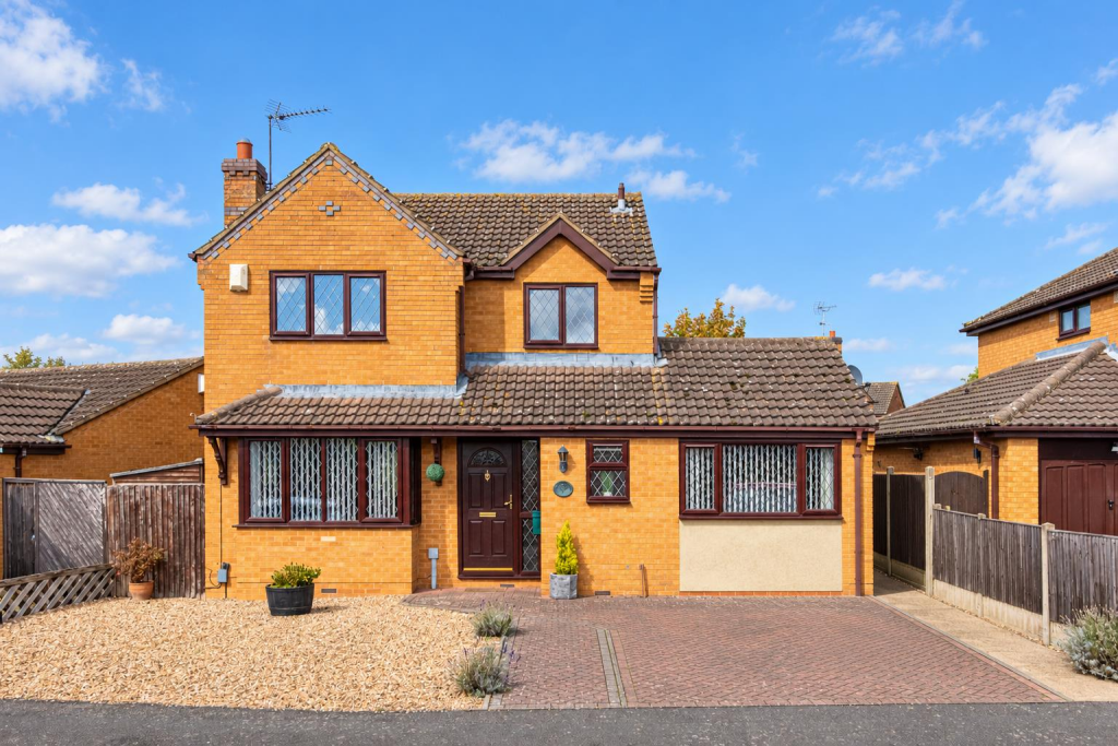 4-bed detached on Yateley Drive, Barton Seagrave, £375,000