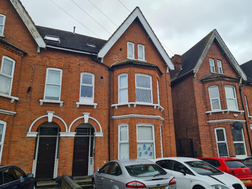 Main image of property: Conduit Road, Bedford, MK40 1EQ