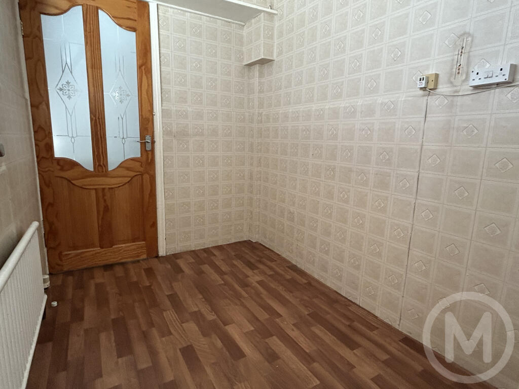 House in Bispham, Greenlands - View 5