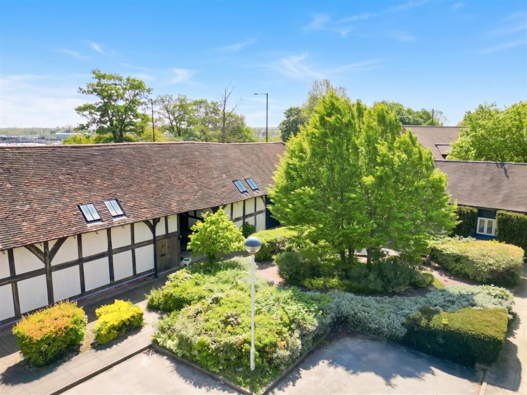 Main image of property: The Greaves, Minworth, B76