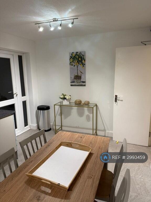 House in Reading - View 2
