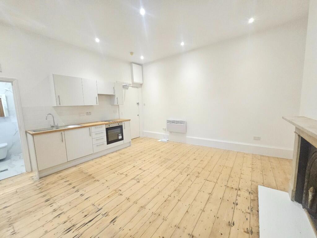 Main image of property: Elgin Crescent, London, W11