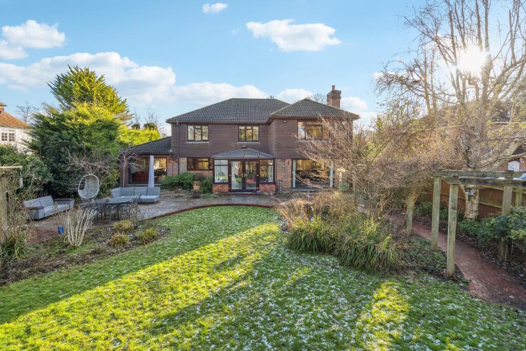 Main image of property: Old Meadow Close, Berkhamsted, Hertfordshire, HP4