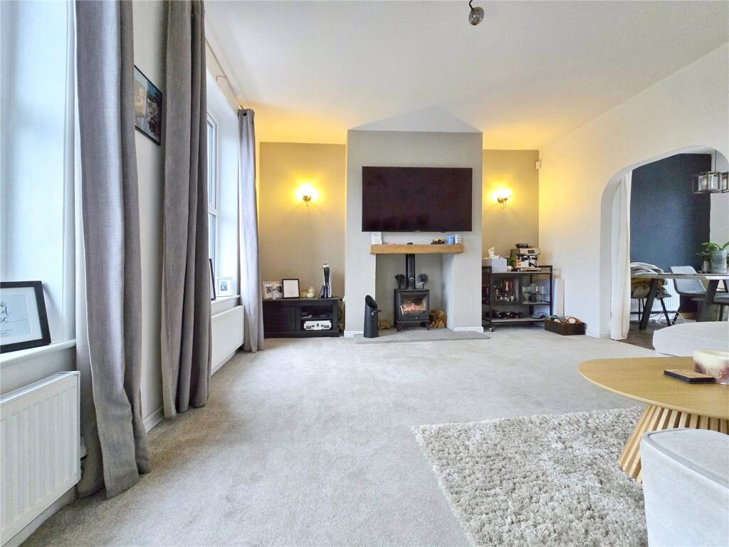 Goodshaw Avenue, Crawshawbooth, Rossendale, BB4 photo 4