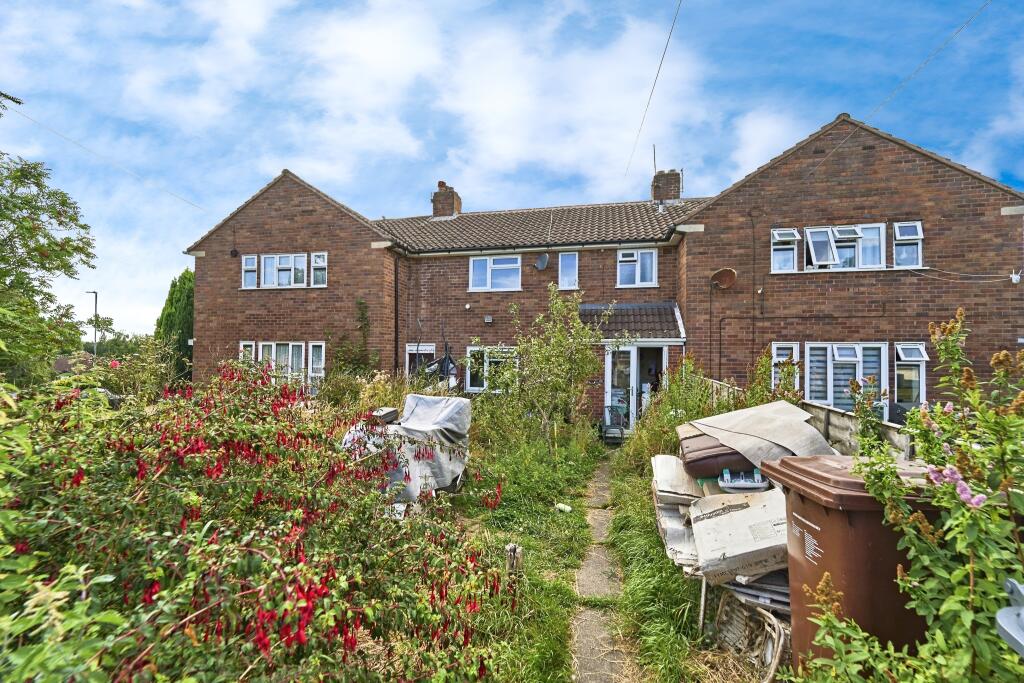 Main image of property: Maple Drive, Shelfield, Walsall, West Midlands, WS4