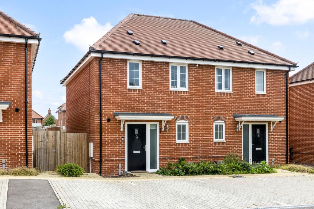 Main image of property: Begonia Gate, Worthing, BN13