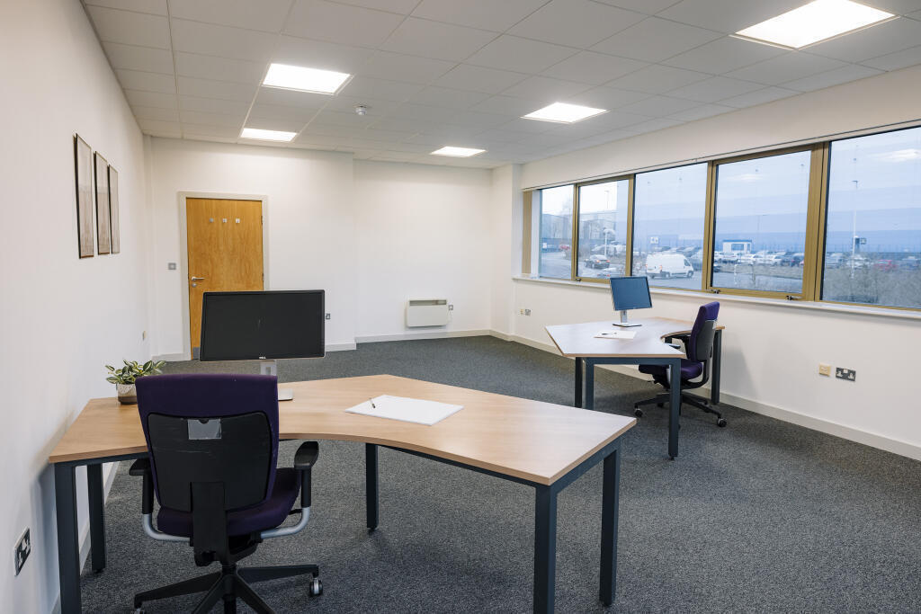 550 sqft office Blackpool Business First