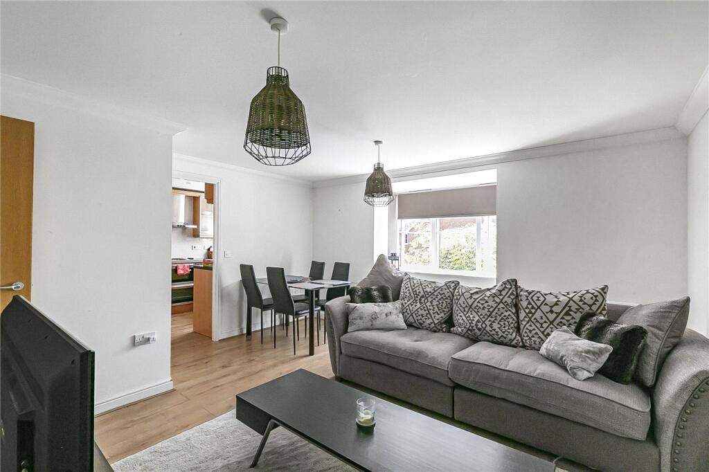 Apartment in Welwyn Hatfield, The Ryde, Hatfield Hyde - View 5