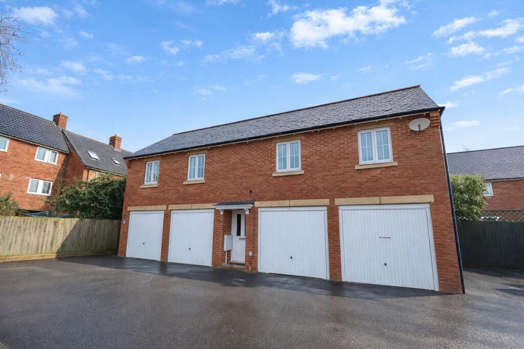 Main image of property: Viburnum Road, Almondsbury, BS32