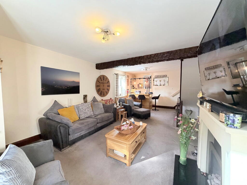 Stockport Road,Hyde,SK14 5RF photo 4