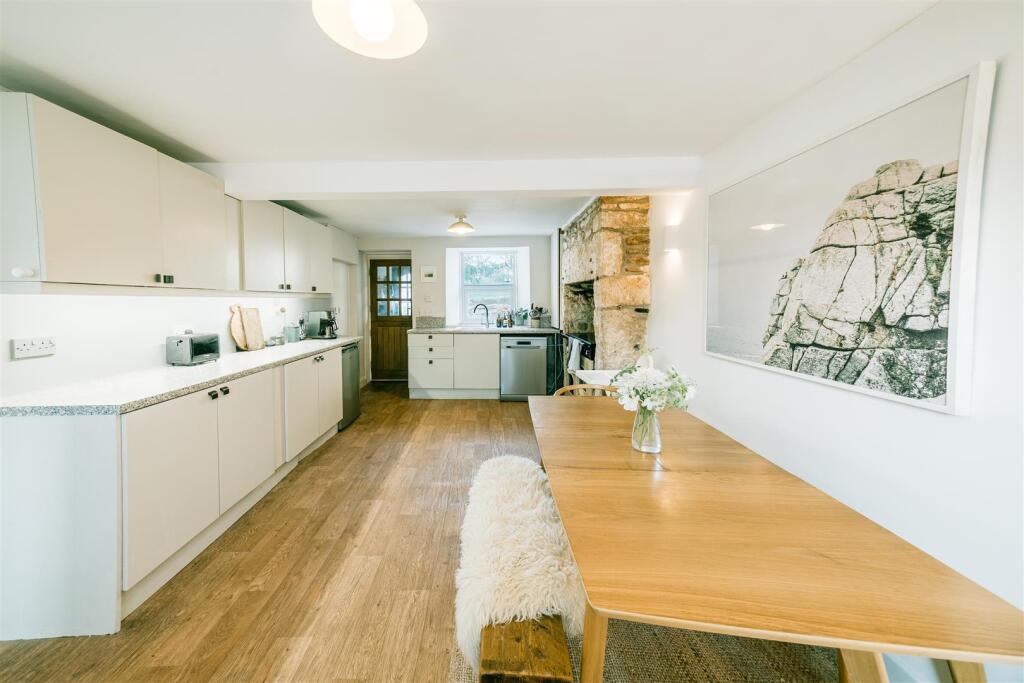 House in Truro - View 5