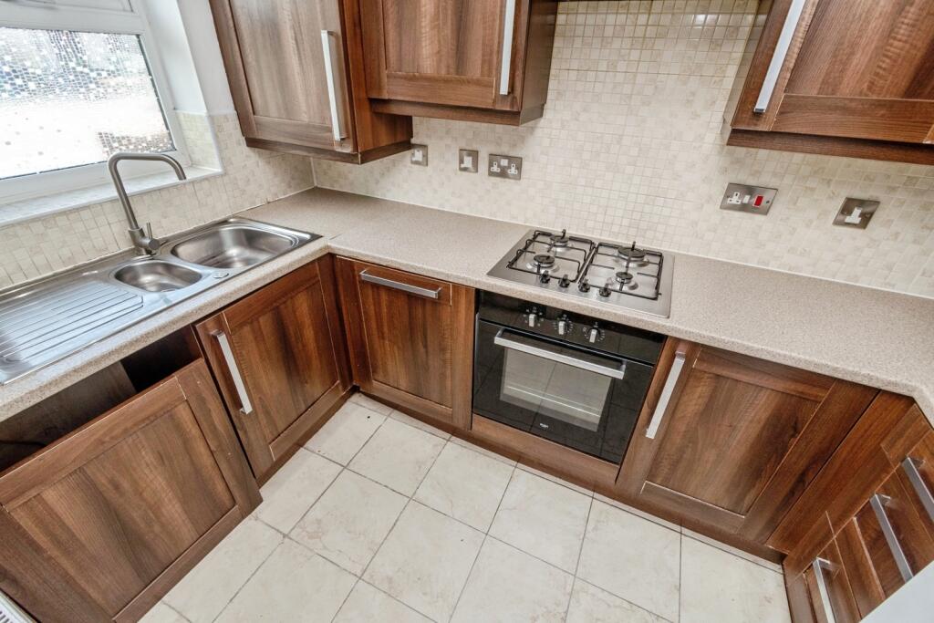 House in Walsall, The Manor - View 3