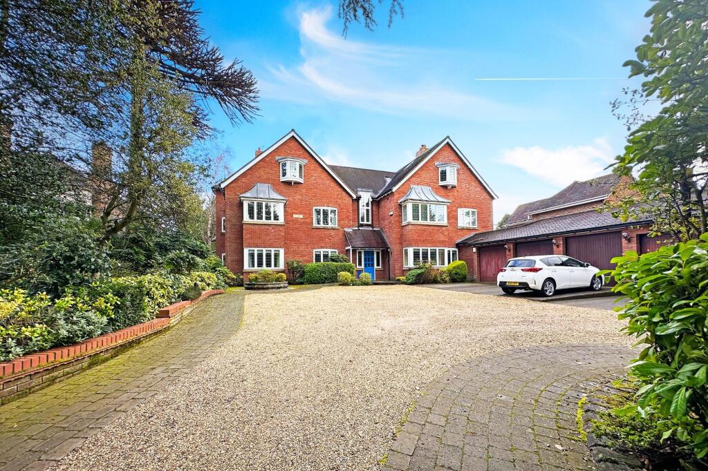 Warwick Road, Solihull, B91