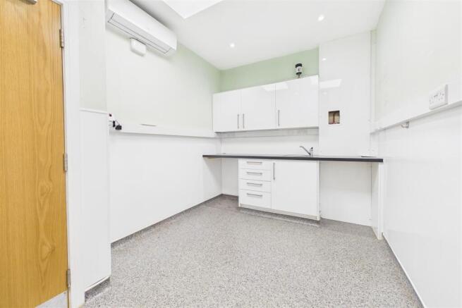 31 Lyndale Road, St George, Bristol BS5 7AA | Free