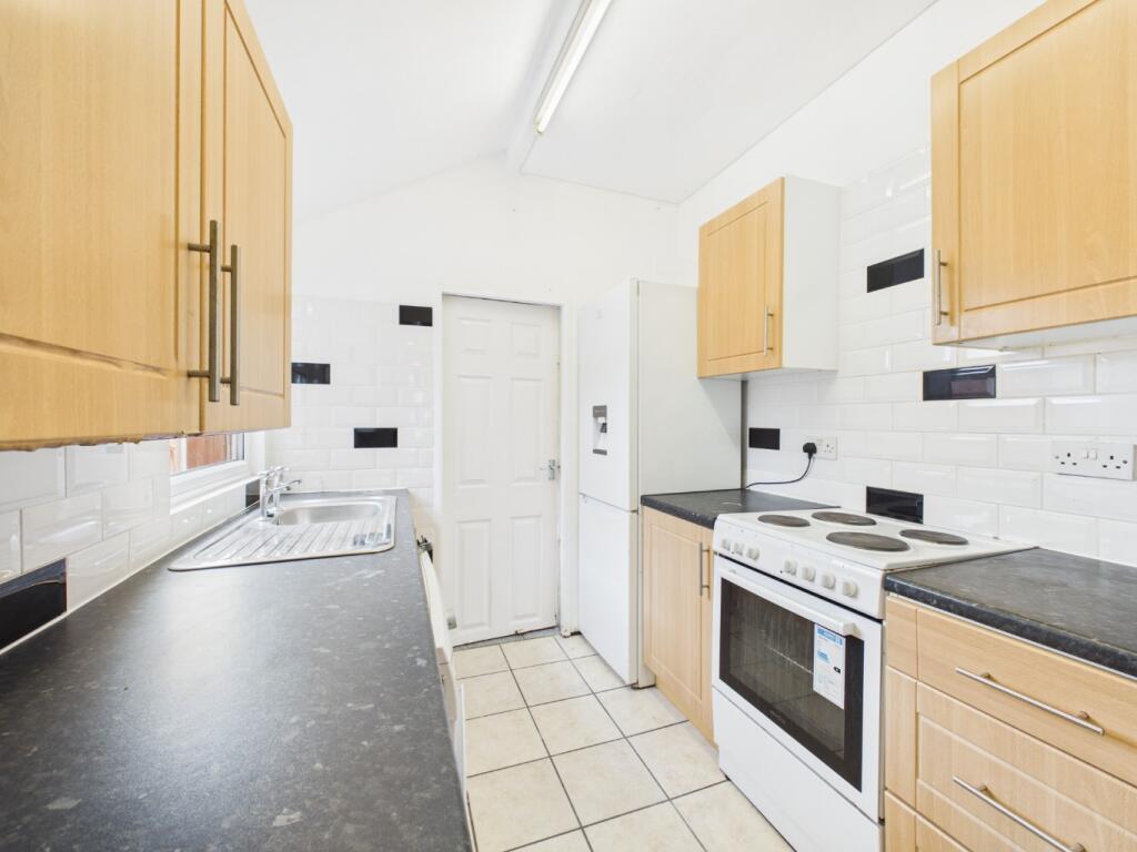 Chester Road, Oakenholt, Flint, Flintshire, CH6 5DZ - View 6