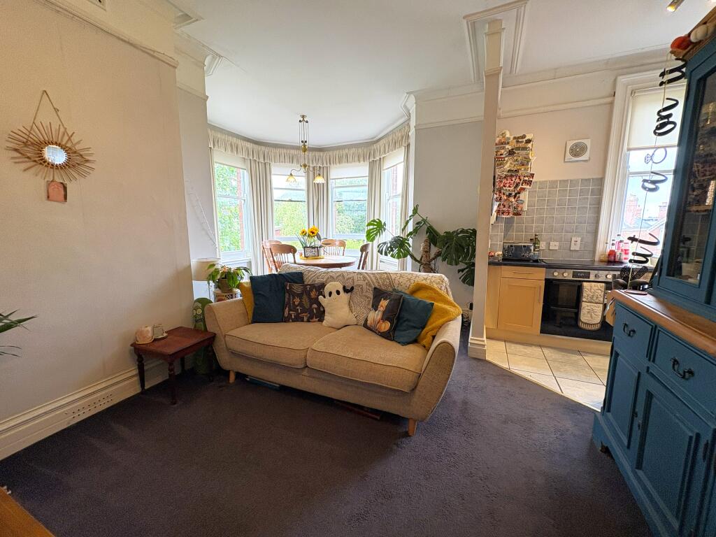 Apartment in Exeter - View 4