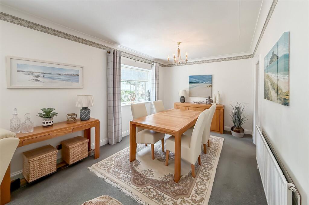Francis Avenue, St. Albans, Hertfordshire, AL3 - View 3