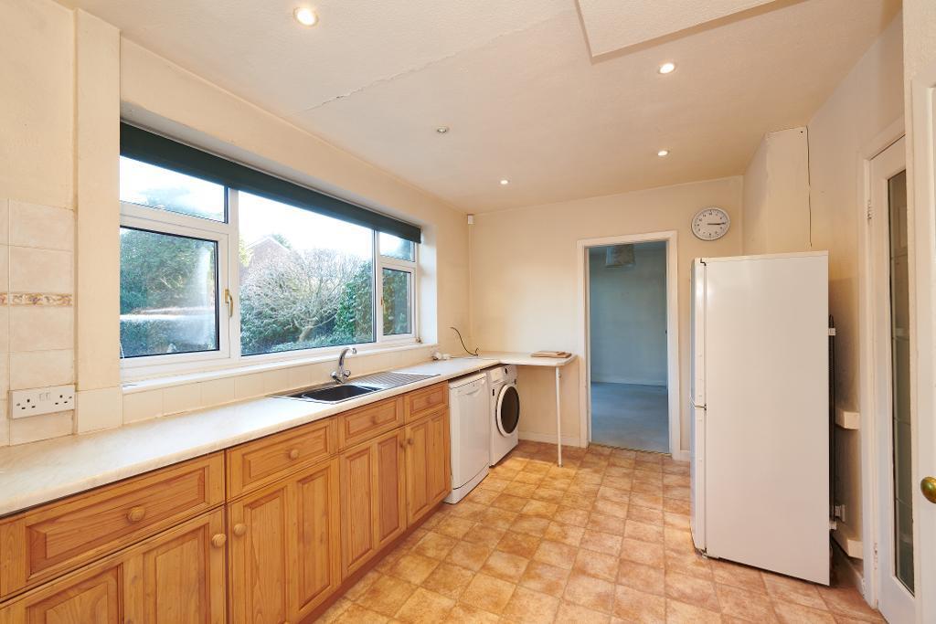 Tanyard Drive, Hale Barns, WA15 0BS photo 2