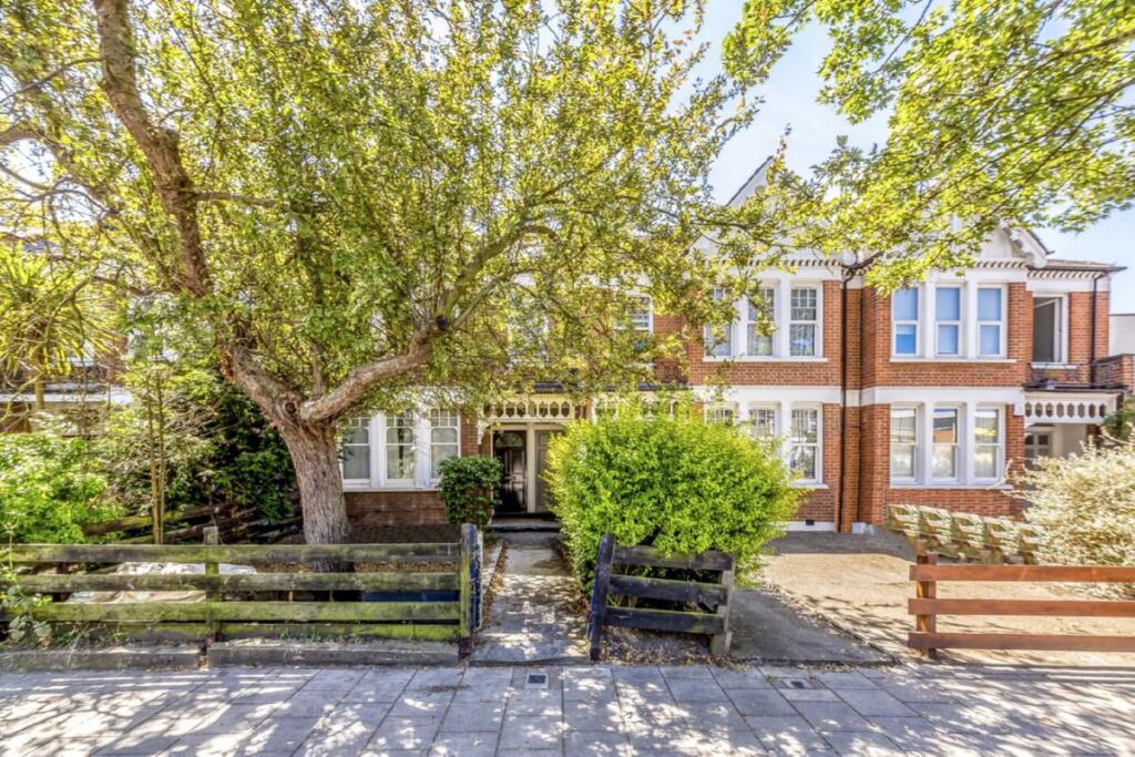 Main image of property: Weir Road, Balham