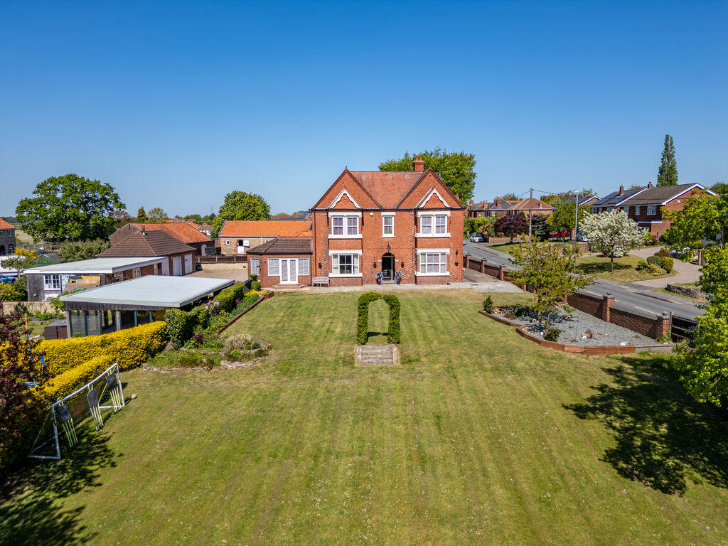 Main image of property: 5 Messingham Road, Scotter 