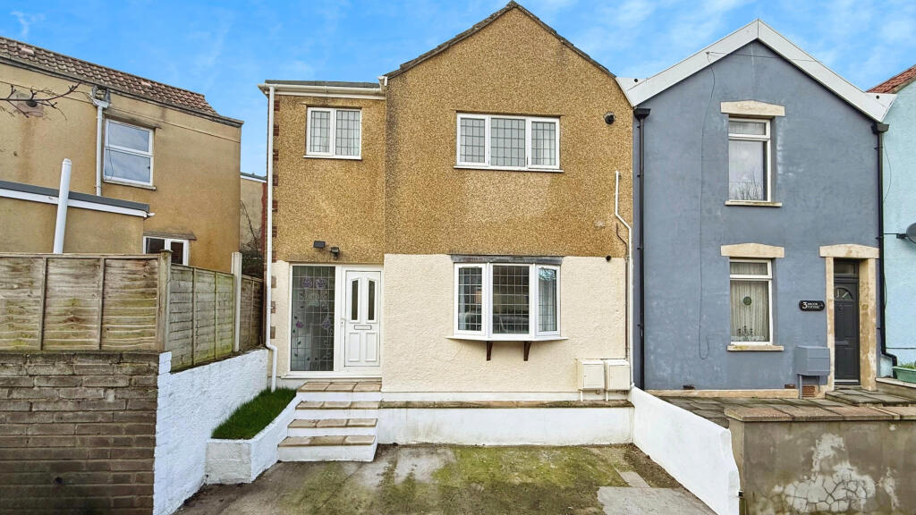 Main image of property: Brookside Road, Brislington, Bristol, BS4 4JS