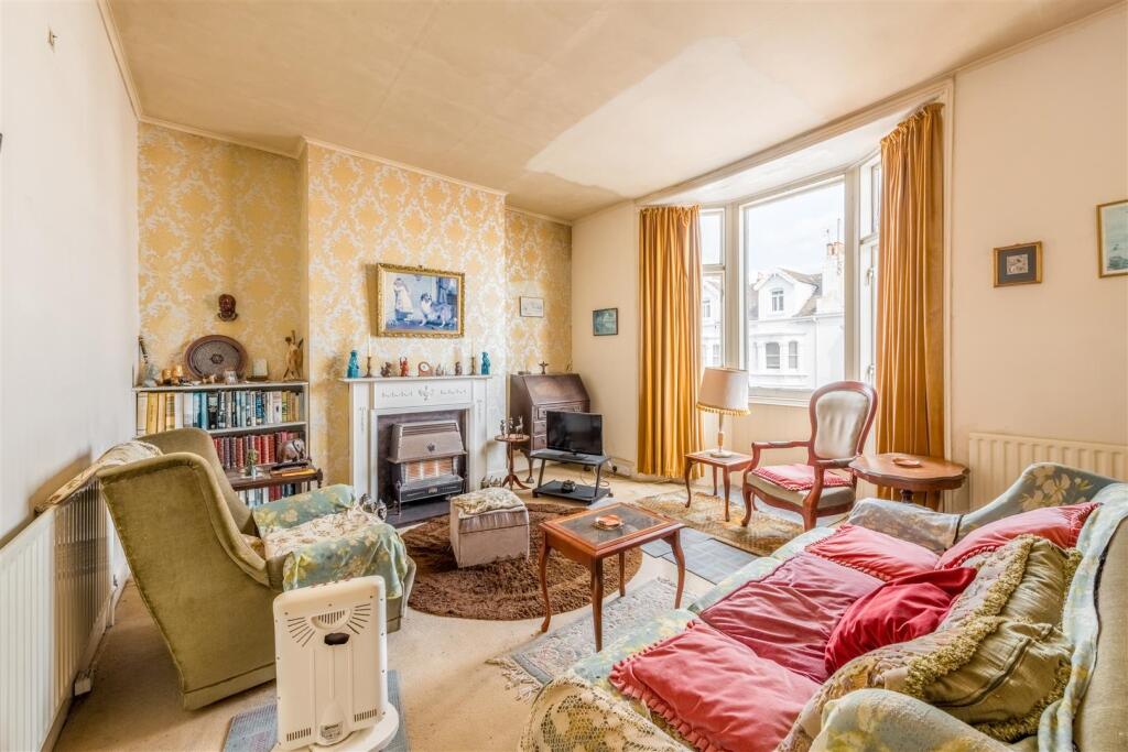 House in Hove, Aldrington - View 2