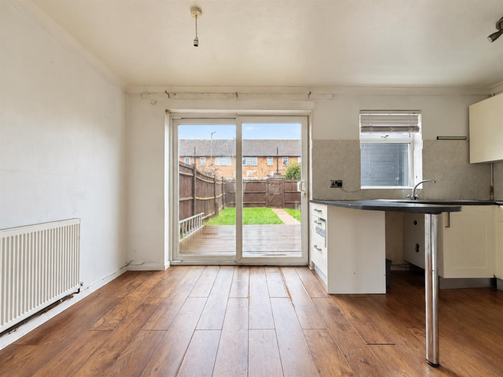 Fletching Road, Eastbourne, BN22 9DU photo 4
