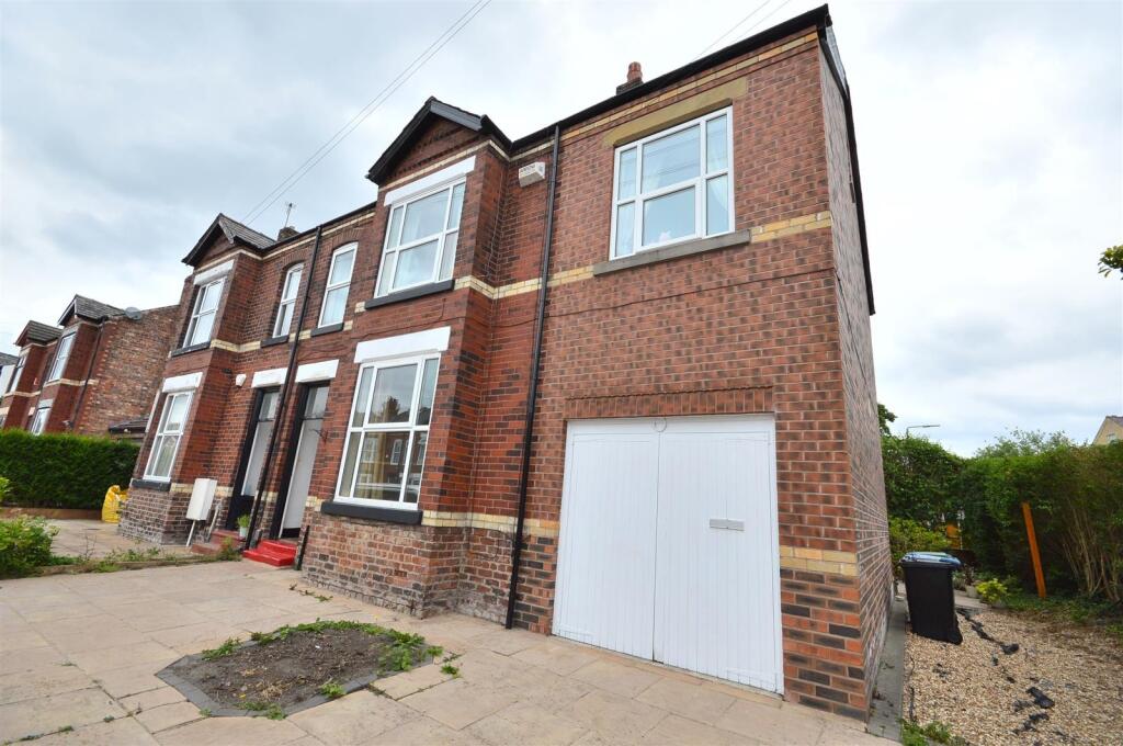 Main image of property: Carlton Road, Sale