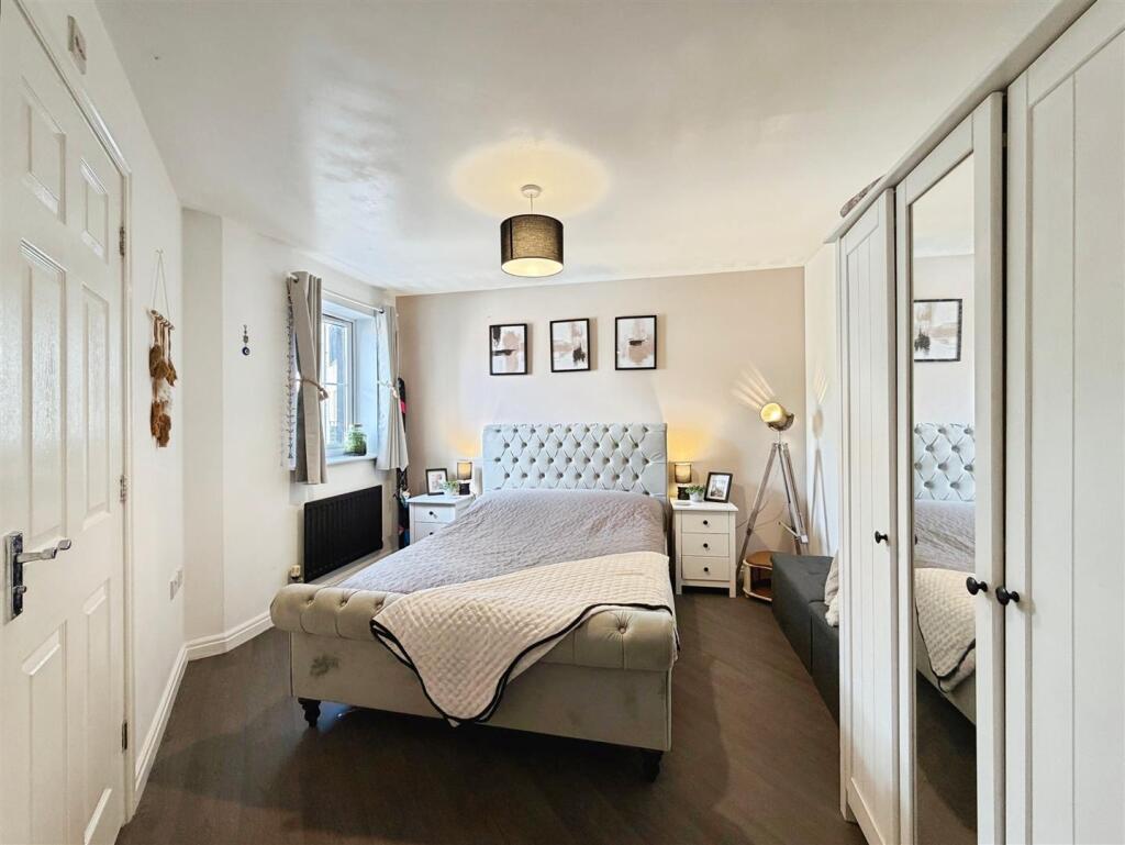 Apartment in West Suffolk, Red Lodge - View 4