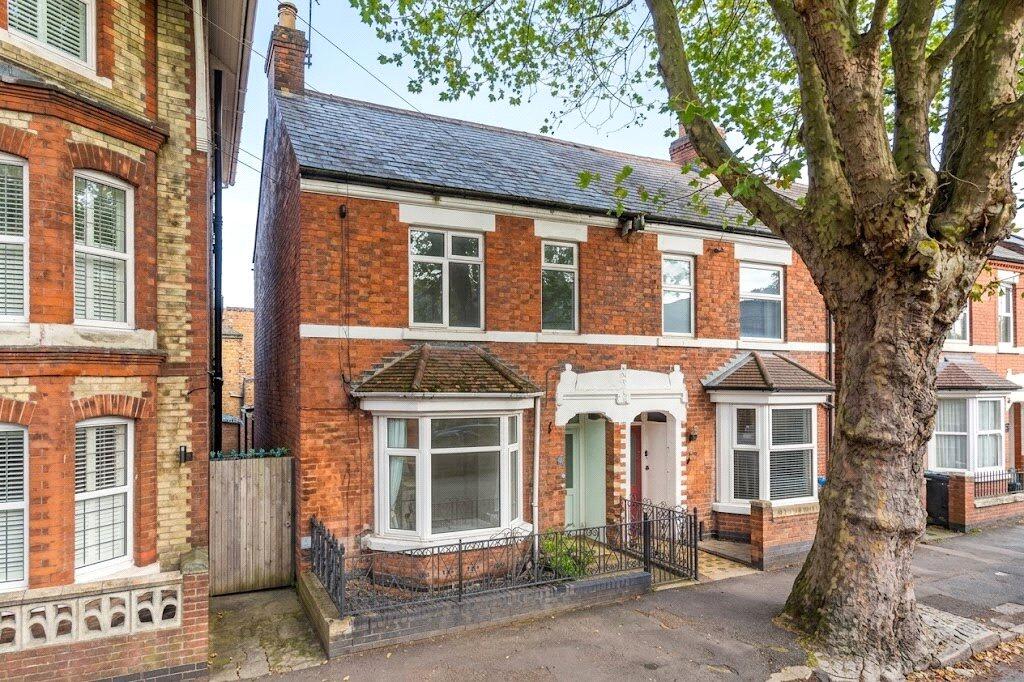 Main image of property: Tennyson Road, Kettering, Northamptonshire, NN16