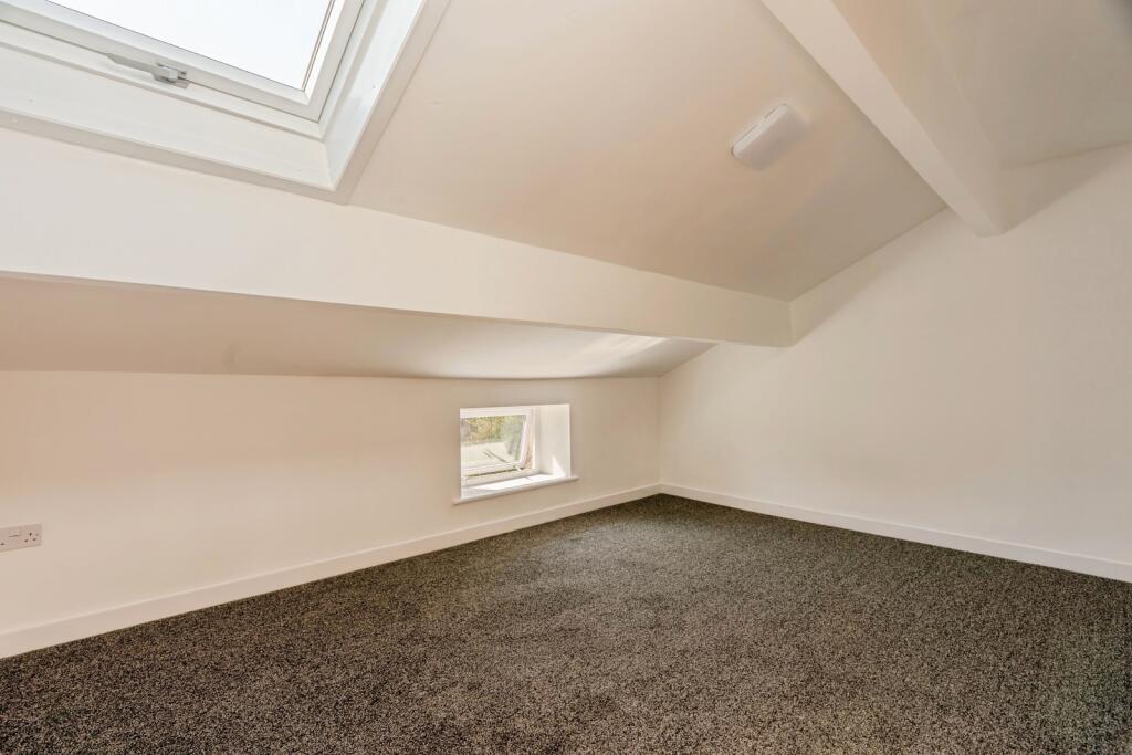 Westgate, Burnley, Lancashire, BB11 - View 5