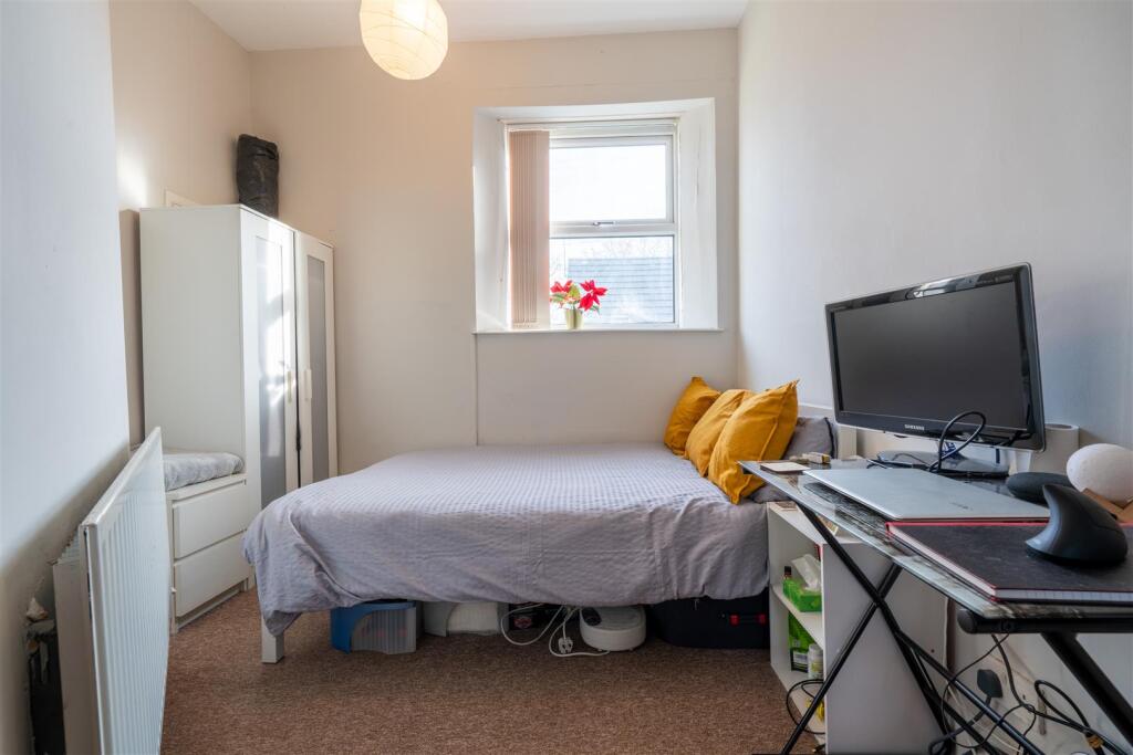 House in Sheffield - View 5
