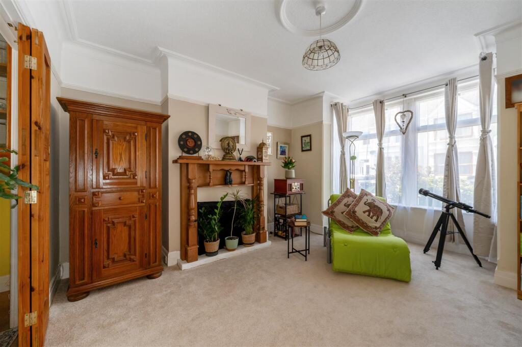 Ebery Grove, Baffins, Portsmouth - View 3